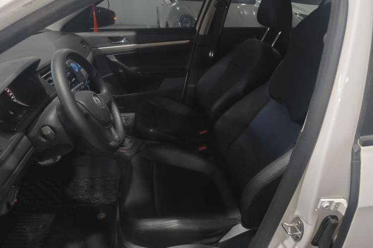 Used Volkswagen Lavida 2019 Lavida Start 1.5L Automatic Trendy Version China VI Standard Left Front Seat