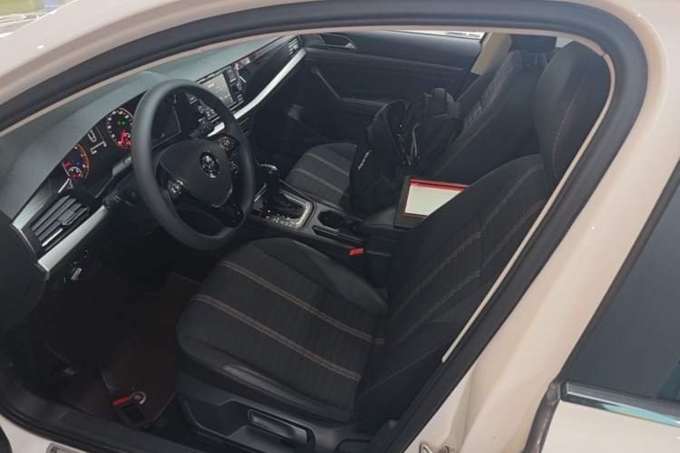 Used Volkswagen Lavida 2019 280TSI DSG Comfort Edition China VI standard Left Front Seat