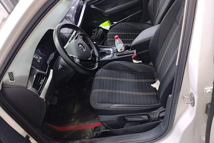 Used Volkswagen Lavida 2019 280TSI DSG Comfort Edition China VI standard Left Front Seat