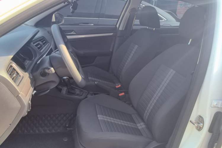 Used Volkswagen Lavida 2019 Lavida Start 1.5L Automatic Trendy Version China VI Standard Left Front Seat