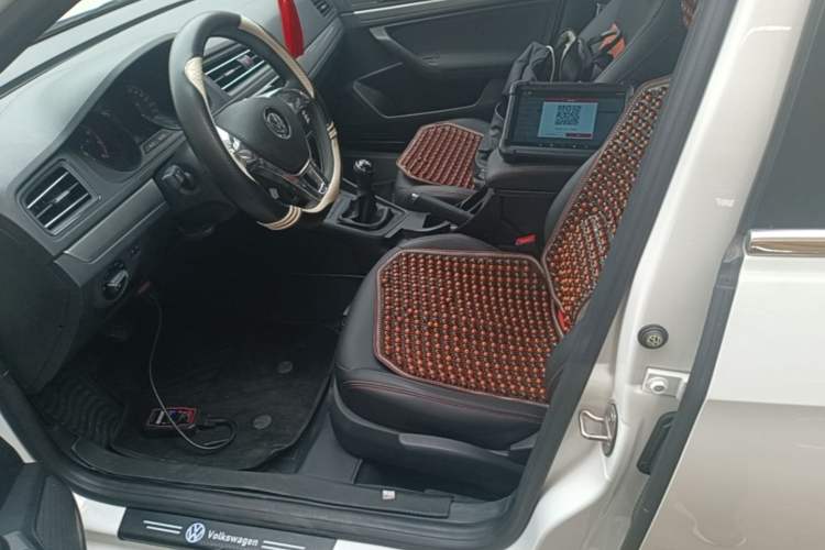 Used Volkswagen Lavida 2019 Lavida Start 1.5L Manual Fashion Edition China VI Standard Left Front Seat