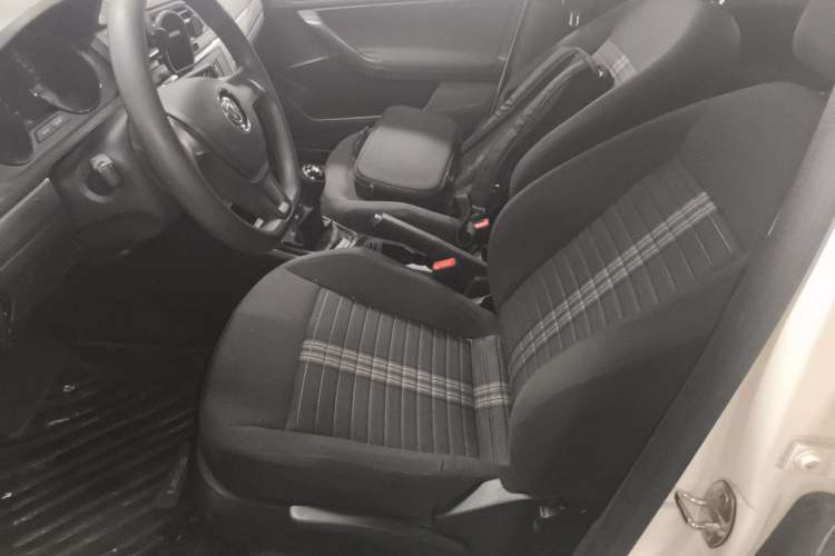 Used Volkswagen Lavida 2019 Lavida Start 1.5L Manual Fashion Edition China VI Standard Left Front Seat