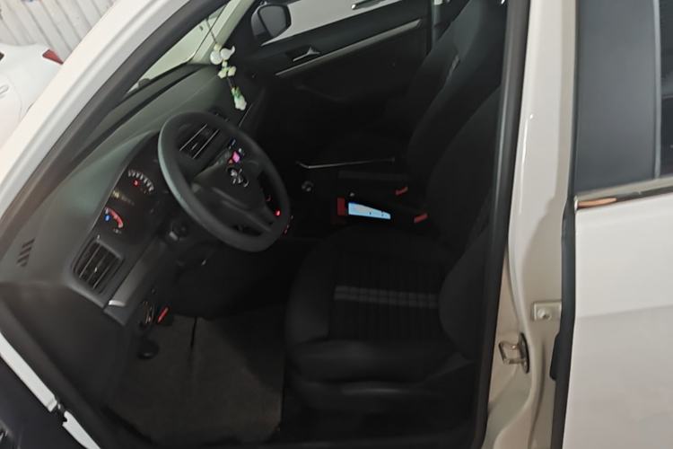 Used Volkswagen Lavida 2019 Lavida Start 1.5L Manual Fashion Edition China VI Standard Left Front Seat