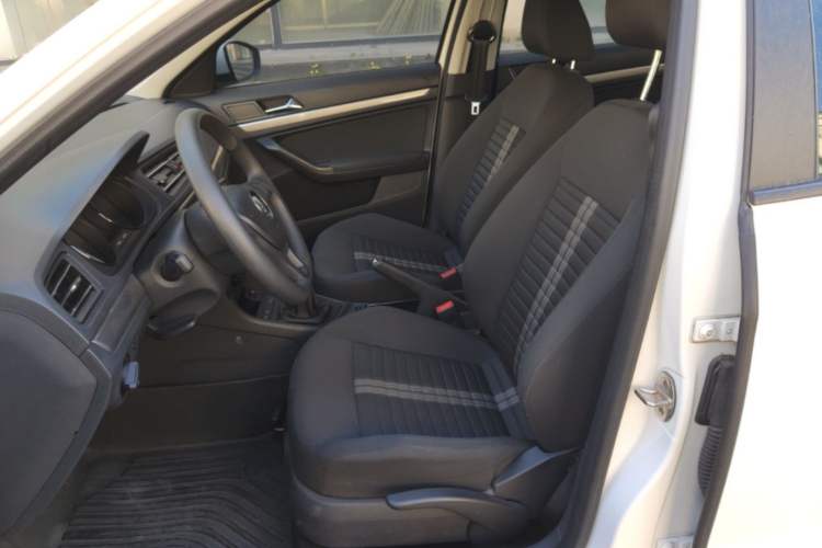 Used Volkswagen Lavida 2019 Lavida Start 1.5L Manual Fashion Edition China VI Standard Left Front Seat