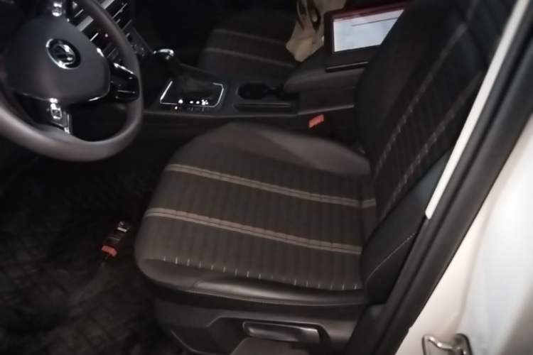 Used Volkswagen Lavida 2019 280TSI DSG Comfort Edition China VI standard Left Front Seat