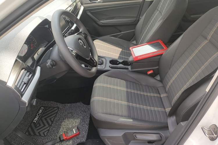 Used Volkswagen Lavida 2019 1.5L Automatic Vision Edition China VI Standard Left Front Seat