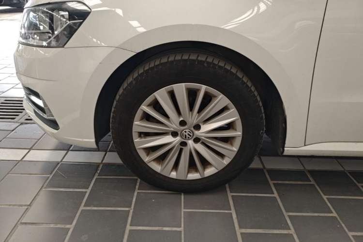 Used Volkswagen Lavida 2019 Lavida Start 1.5L Automatic Comfort Edition China VI Standard Left Front Wheel Hub