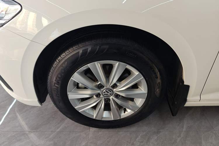Used Volkswagen Lavida 2019 Lavida Start 1.5L Automatic Trendy Version China VI Standard Left Front Wheel Hub