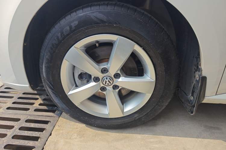 Used Volkswagen Lavida 2019 Lavida Start 1.5L Automatic Trendy Version China VI Standard Left Front Wheel Hub