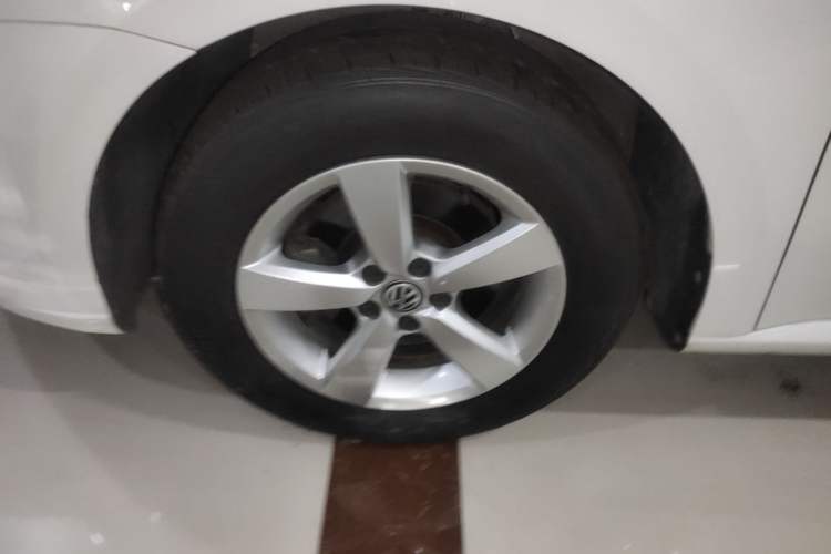 Used Volkswagen Lavida 2019 Lavida Start 1.5L Automatic Trendy Version China VI Standard Left Front Wheel Hub