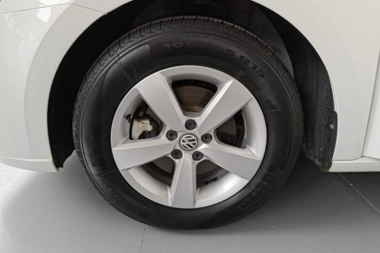 Used Volkswagen Lavida 2019 Lavida Start 1.5L Automatic Trendy Version China VI Standard Left Front Wheel Hub