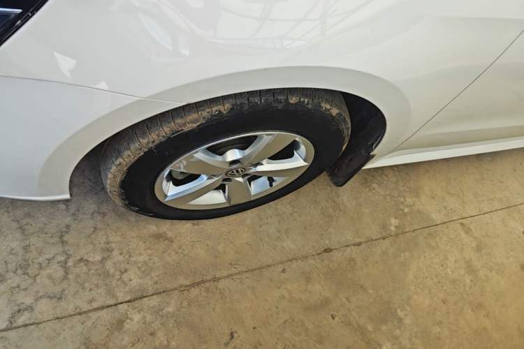 Used Volkswagen Lavida 2019 Lavida Start 1.5L Manual Fashion Edition China VI Standard Left Front Wheel Hub