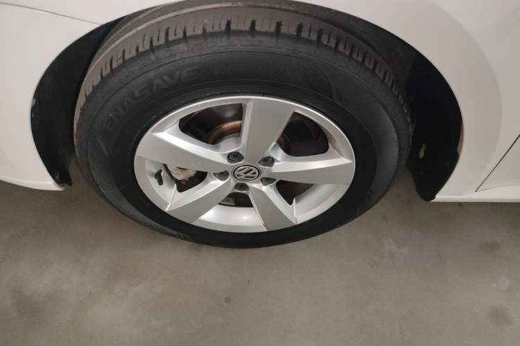 Used Volkswagen Lavida 2019 Lavida Start 1.5L Automatic Trendy Version China VI Standard Left Front Wheel Hub