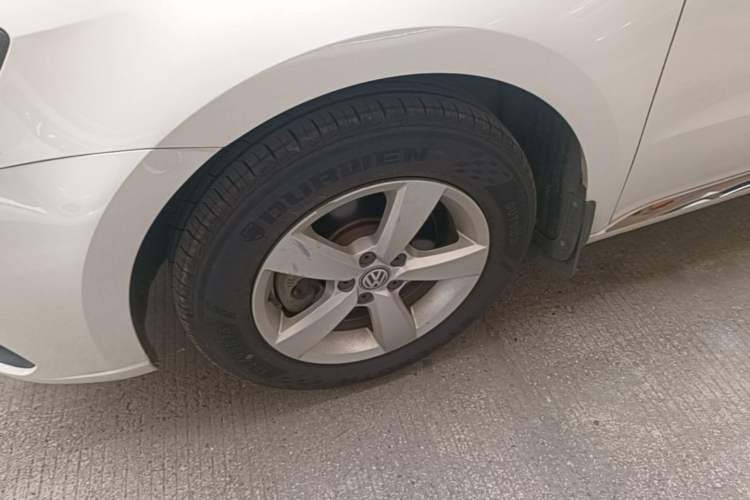 Used Volkswagen Lavida 2019 Lavida Start 1.5L Manual Fashion Edition China VI Standard Left Front Wheel Hub
