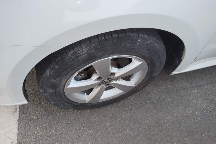 Used Volkswagen Lavida 2019 Lavida Start 1.5L Automatic Trendy Version China VI Standard Left Front Wheel Hub