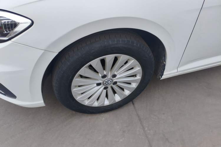 Used Volkswagen Lavida 2019 280TSI DSG Comfort Edition China VI standard Left Front Wheel Hub
