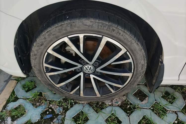 Used Volkswagen Lavida 2019 280TSI DSG Luxury Edition China VI Standard Left Front Wheel Hub