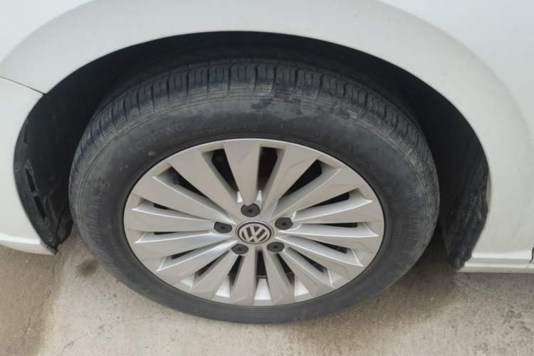Used Volkswagen Lavida 2019 1.5L Automatic Comfort Edition China VI Standard Left Front Wheel Hub