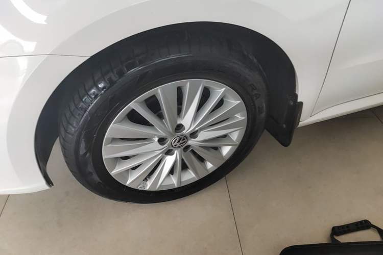 Used Volkswagen Lavida 2019 Lavida Start 1.5L Automatic Comfort Edition China VI Standard Left Front Wheel Hub