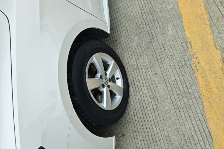 Used Volkswagen Lavida 2019 Lavida Start 1.5L Automatic Trendy Version China VI Standard Left Front Wheel Hub