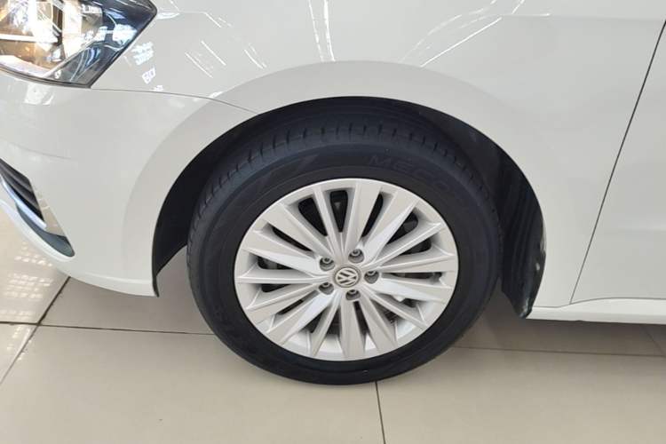 Used Volkswagen Lavida 2019 Lavida Start 1.5L Automatic Comfort Edition China VI Standard Left Front Wheel Hub