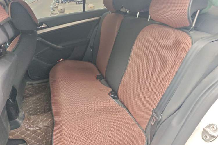 Used Volkswagen Lavida 2019 Lavida Start 1.5L Automatic Trendy Version China VI Standard Left Rear Seat