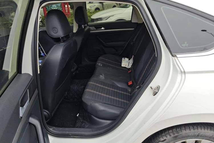 Used Volkswagen Lavida 2019 280TSI DSG Comfort Edition China VI standard Left Rear Seat
