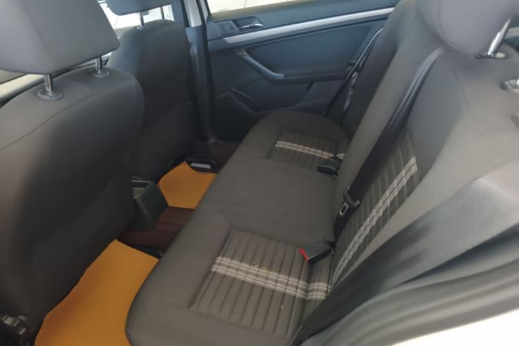 Used Volkswagen Lavida 2019 Lavida Start 1.5L Automatic Trendy Version China VI Standard Left Rear Seat
