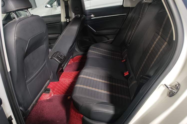 Used Volkswagen Lavida 2019 Hatchback 280TSI DSG Comfort Edition China VI Standard Left Rear Seat