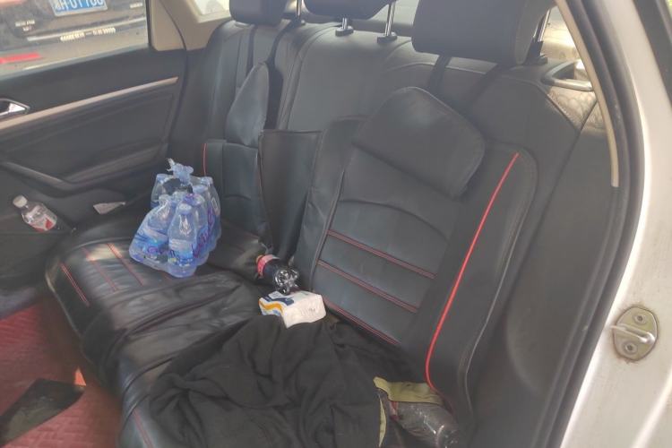 Used Volkswagen Lavida 2019 1.5L Automatic Vision Edition China VI Standard Left Rear Seat
