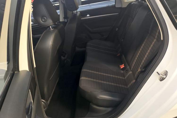 Used Volkswagen Lavida 2019 280TSI DSG Comfort Edition China VI standard Left Rear Seat