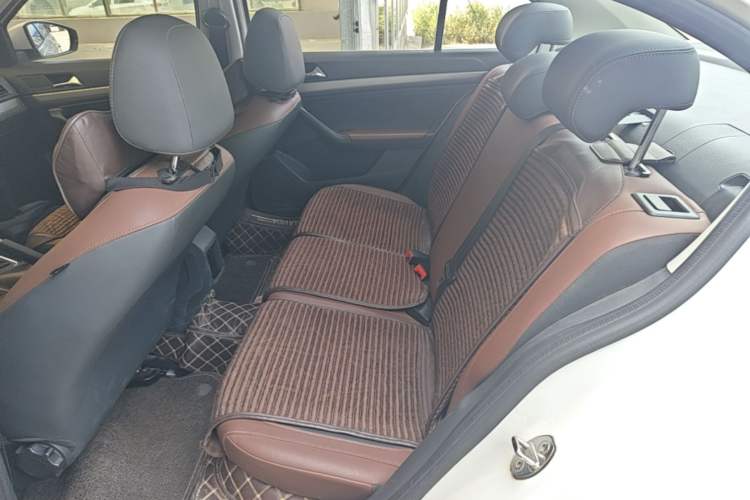 Used Volkswagen Lavida 2019 Lavida Start 1.5L Automatic Comfort Edition China VI Standard Left Rear Seat