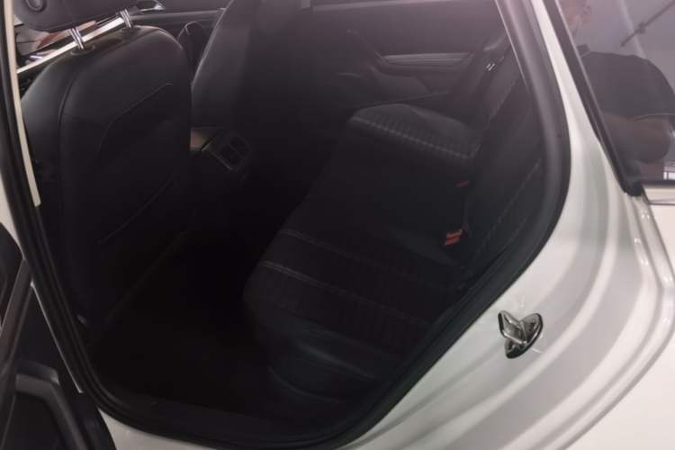 Used Volkswagen Lavida 2019 280TSI DSG Comfort Edition China VI standard Left Rear Seat