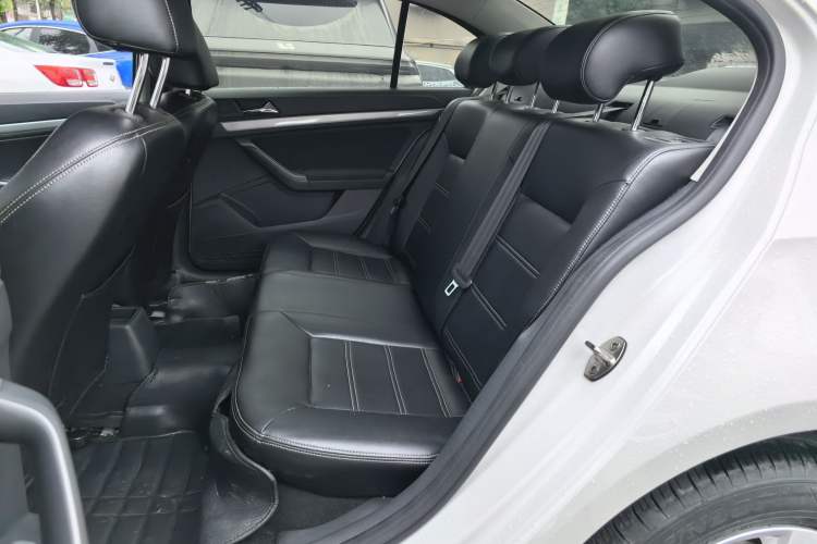 Used Volkswagen Lavida 2019 Lavida Start 1.5L Automatic Trendy Version China VI Standard Left Rear Seat