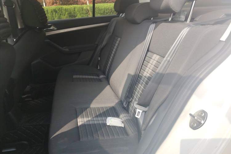 Used Volkswagen Lavida 2019 Lavida Start 1.5L Automatic Trendy Version China VI Standard Left Rear Seat