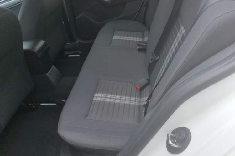 Used Volkswagen Lavida 2019 Lavida Start 1.5L Automatic Trendy Version China VI Standard Left Rear Seat