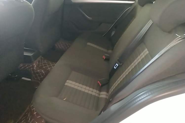 Used Volkswagen Lavida 2019 Lavida Start 1.5L Automatic Trendy Version China VI Standard Left Rear Seat