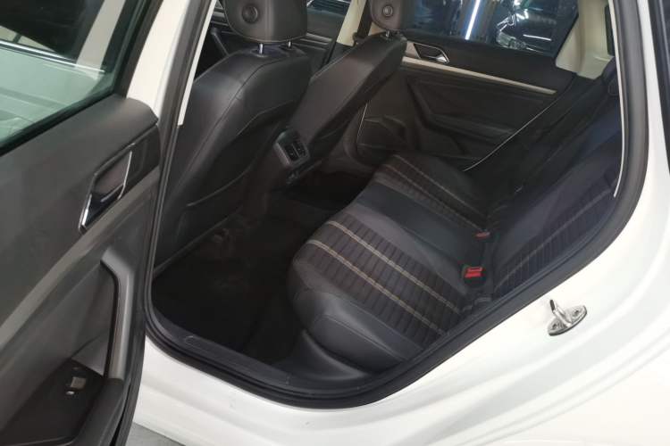 Used Volkswagen Lavida 2019 280TSI DSG Comfort Edition China VI standard Left Rear Seat