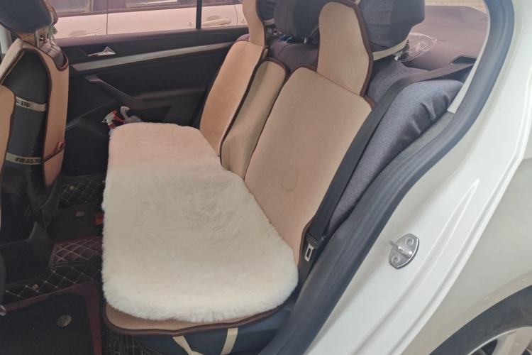 Used Volkswagen Lavida 2019 Lavida Start 1.5L Manual Fashion Edition China VI Standard Left Rear Seat