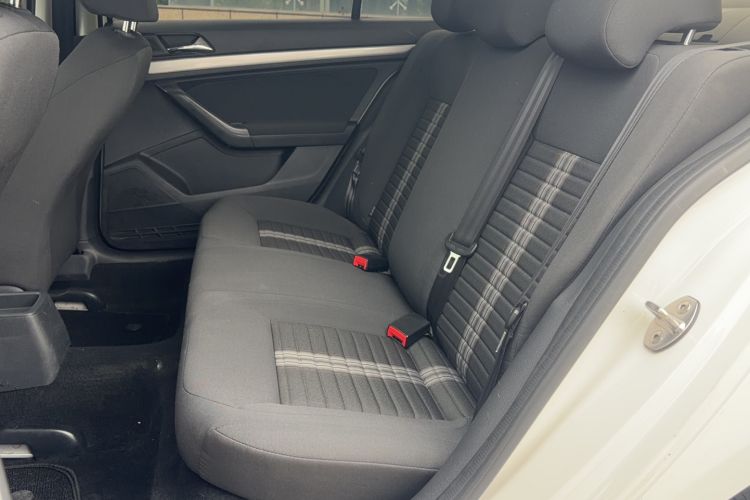 Used Volkswagen Lavida 2019 Lavida Start 1.5L Automatic Trendy Version China VI Standard Left Rear Seat