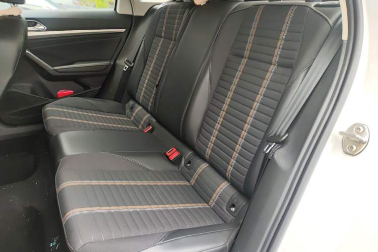 Used Volkswagen Lavida 2019 280TSI DSG Comfort Edition China VI standard Left Rear Seat