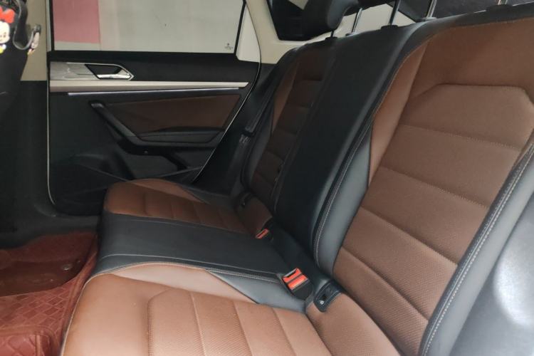Used Volkswagen Lavida 2019 280TSI DSG Luxury Edition China VI Standard Left Rear Seat