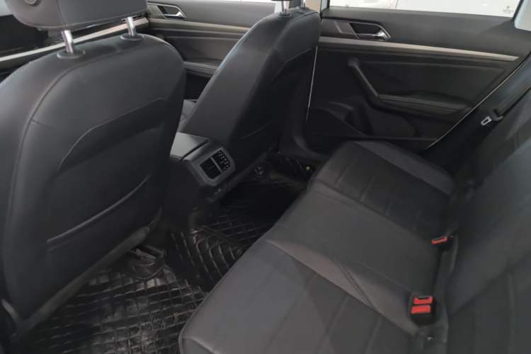 Used Volkswagen Lavida 2019 1.5L Automatic Comfort Edition China VI Standard Left Rear Seat