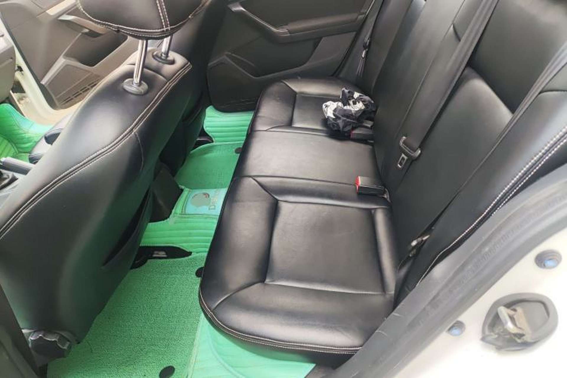 Used Volkswagen Lavida 2019 Lavida Start 1.5L Manual Fashion Edition China VI Standard Left Rear Seat