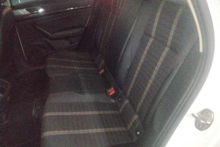 Used Volkswagen Lavida 2019 280TSI DSG Comfort Edition China VI standard Left Rear Seat