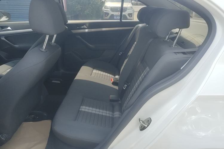 Used Volkswagen Lavida 2019 Lavida Start 1.5L Manual Fashion Edition China VI Standard Left Rear Seat