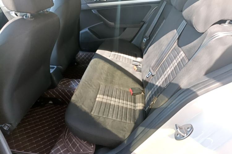 Used Volkswagen Lavida 2019 Lavida Start 1.5L Automatic Trendy Version China VI Standard Left Rear Seat