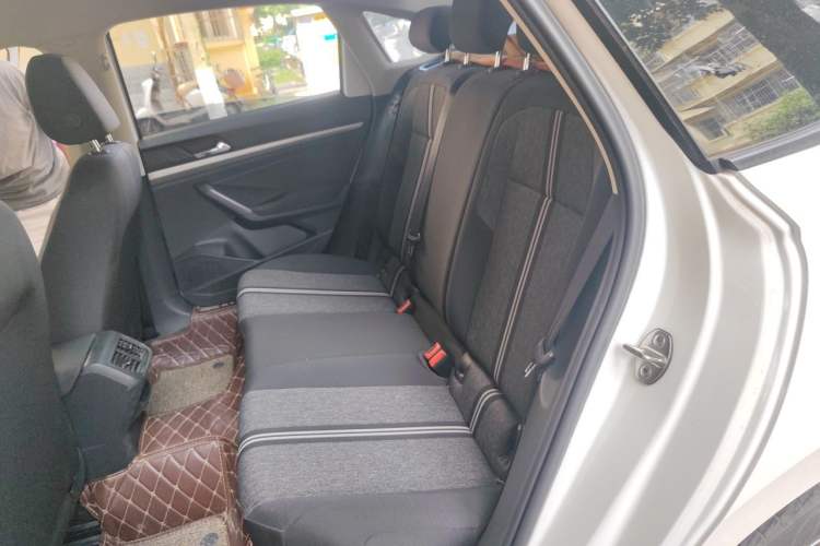 Used Volkswagen Lavida 2019 1.5L Automatic Fashion Edition China VI Left Rear Seat