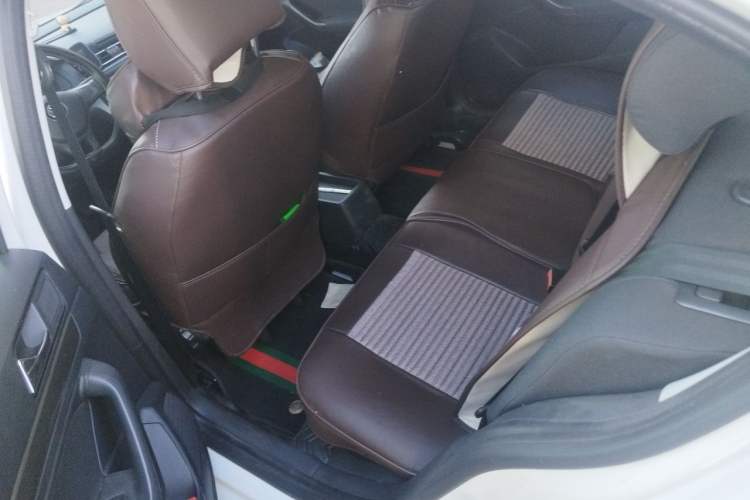 Used Volkswagen Lavida 2019 Lavida Start 1.5L Manual Fashion Edition China VI Standard Left Rear Seat