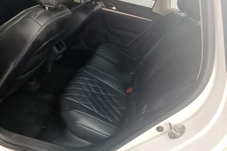 Used Volkswagen Lavida 2019 1.5L Automatic Comfort Edition China VI Standard Left Rear Seat